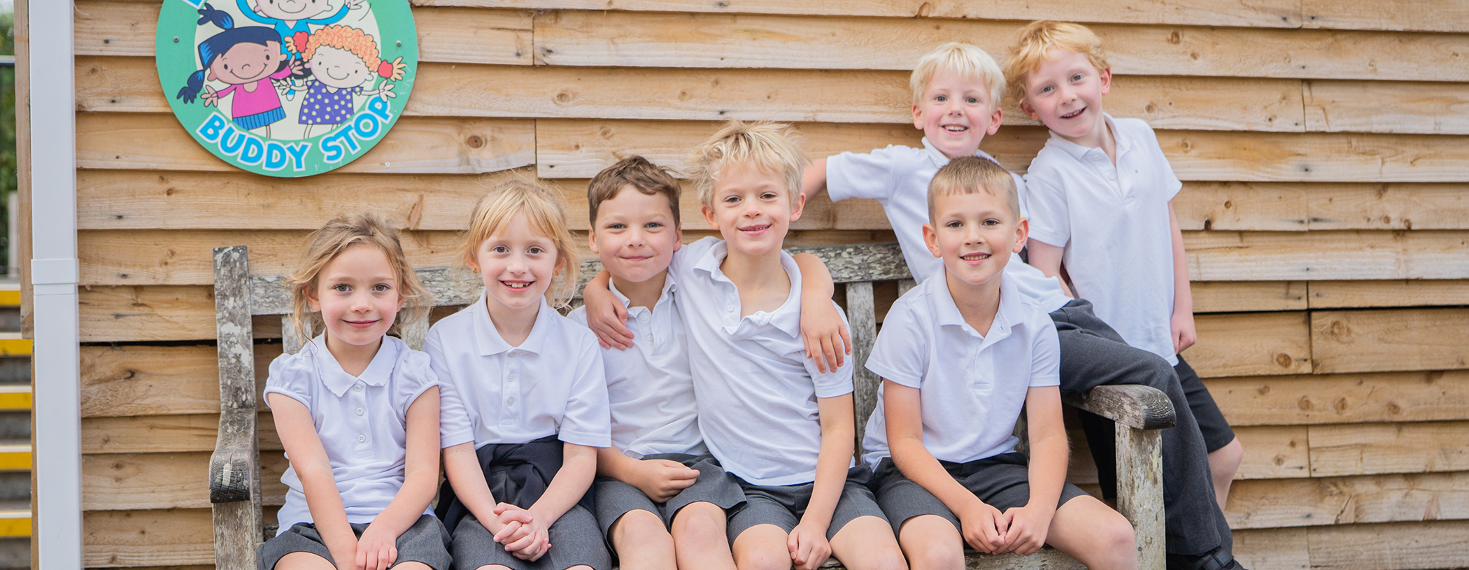 Home Children eating lunch